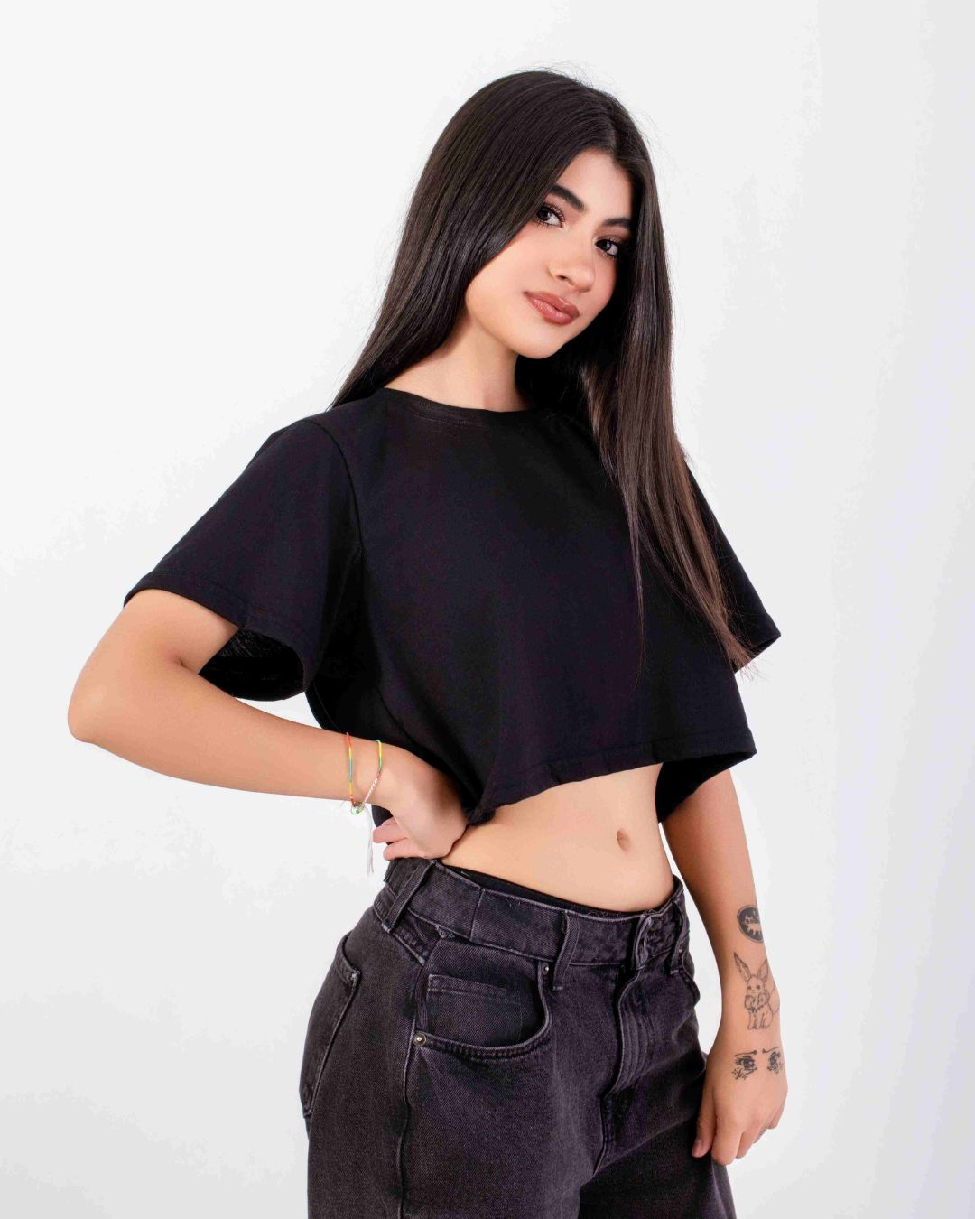 Crop Basic Negro Imagen secundaria del producto