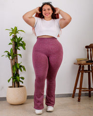 Pantalón Campana Plus Size 2.0 Color Vino